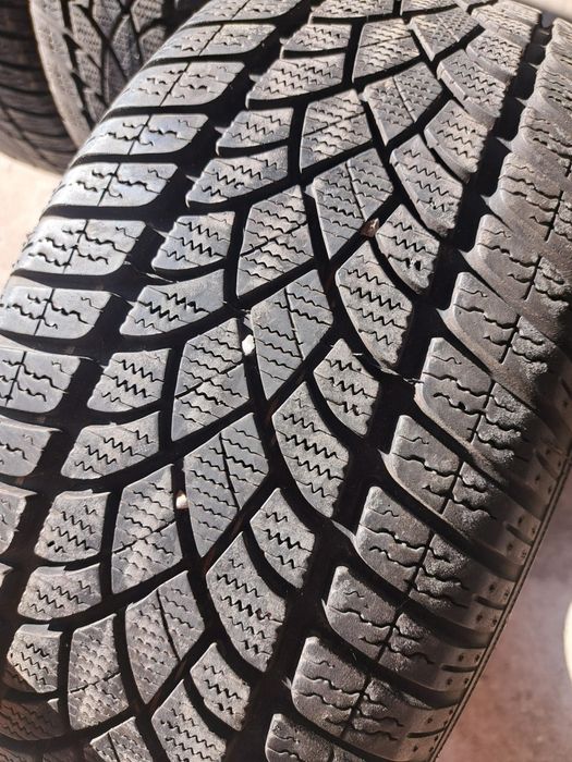 4 anvelope iarnă 225 55 r16 Dunlop