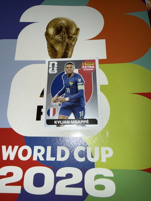 Mbappe екстра стикер силвър. Световно 2026