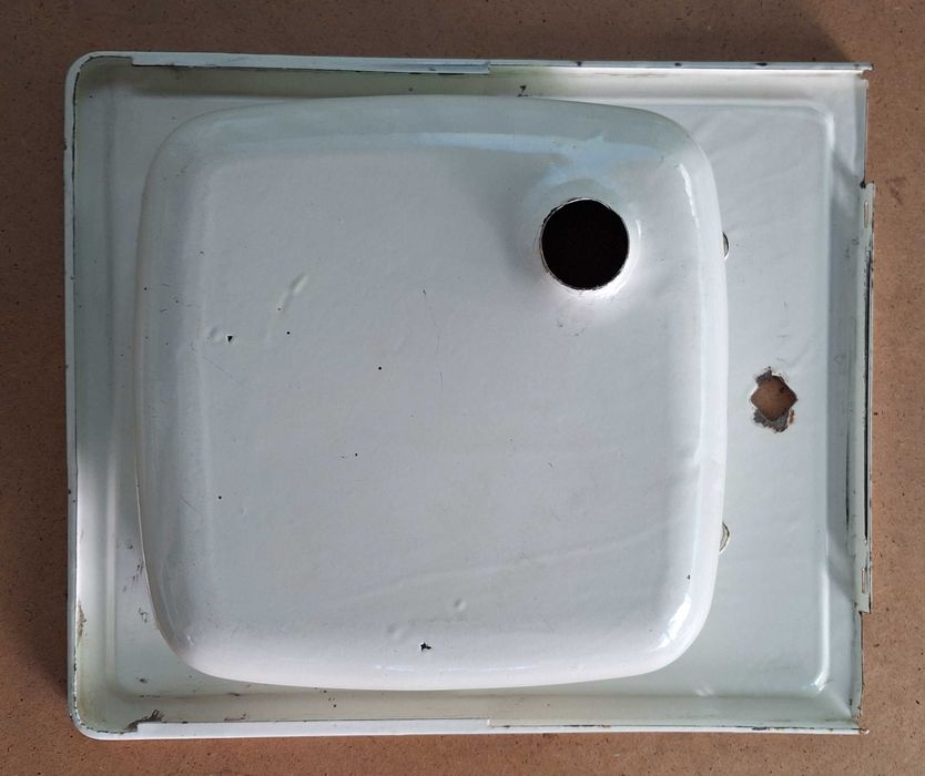 Кухонная мойка эмалированная, раковина