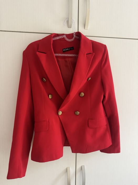 Разпродажба - сако, жилетка и елече