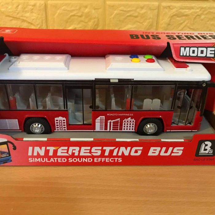 Jucarie Autobuz urban cu lumini, sunete, deschidere usi, 28 cm, rosu