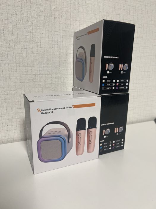 Караоке колонка с два микрофона, LED светлини и Bluetooth