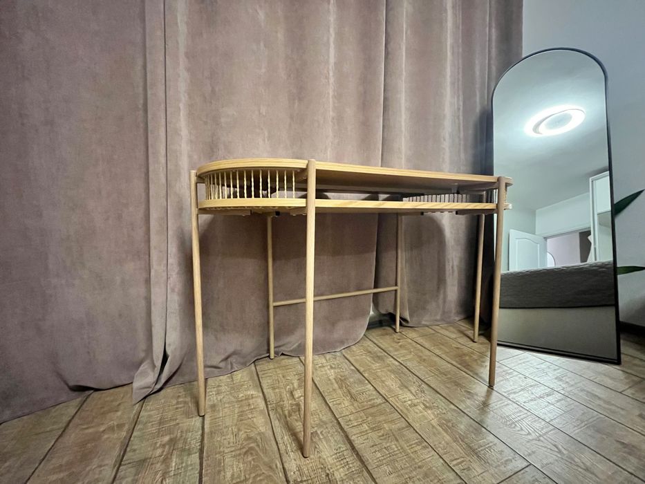 Дървено Бюро Jysk