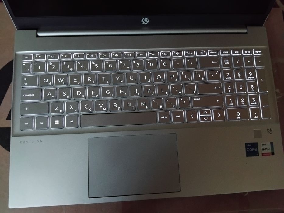 Noutbook HP povilon15