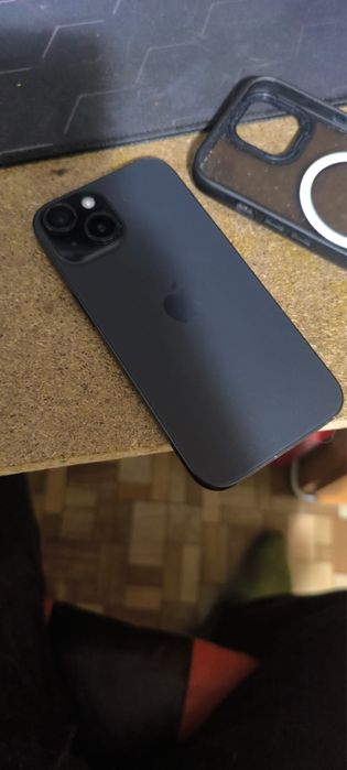 Продам айфон 15 128гб