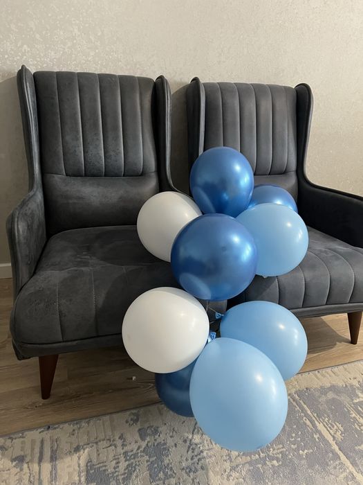 Диван и два кресла