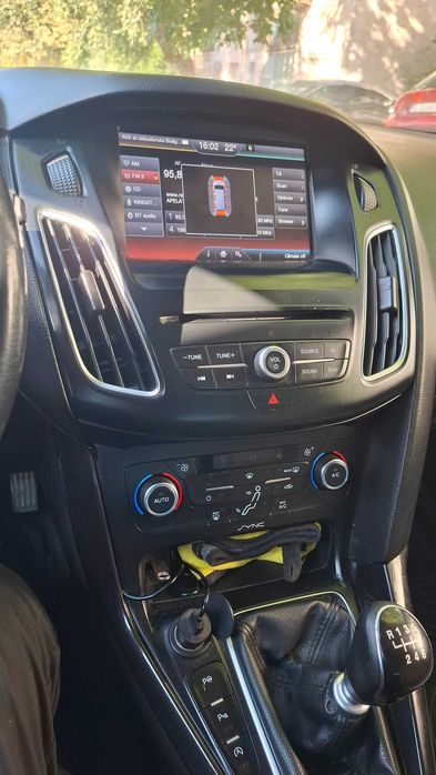 FORD Focus 2014 — imagine 9