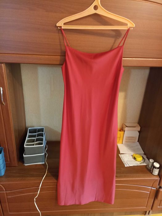 Платье женское праздничное