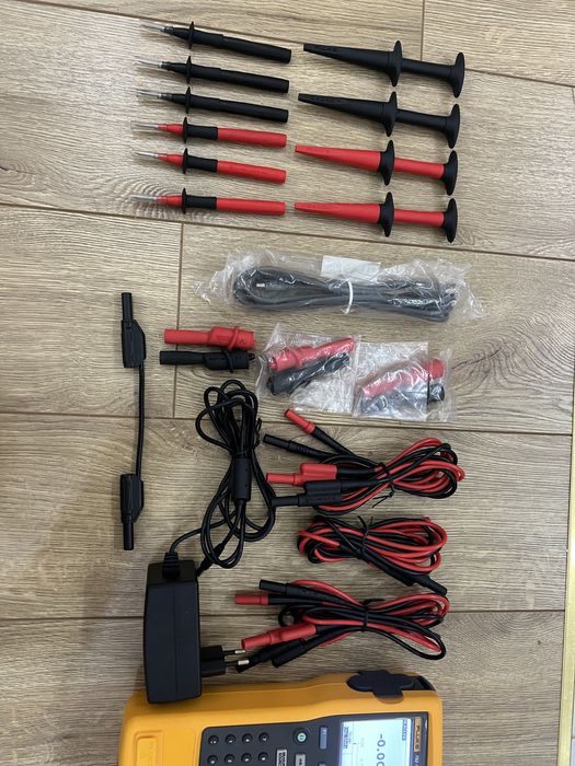 Калибратор Fluke 753