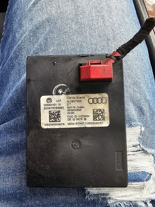 Keyless модул безключово отключване/стартиране AUDI Q7 4L 3.0TDI