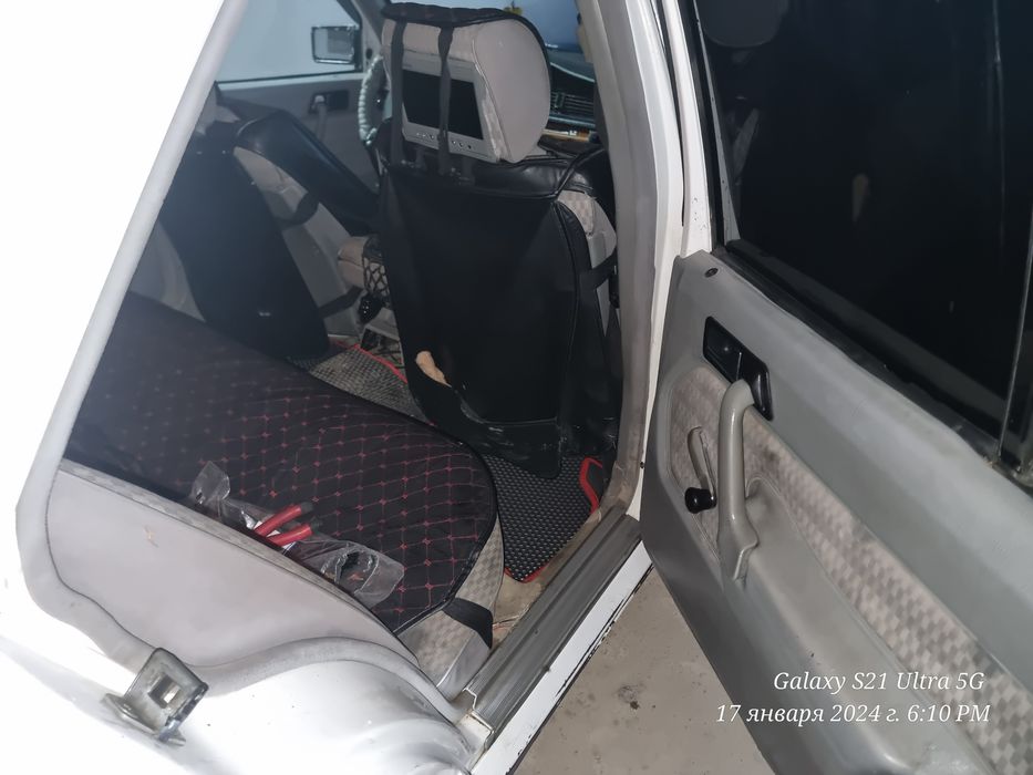 Продам машину мерседес