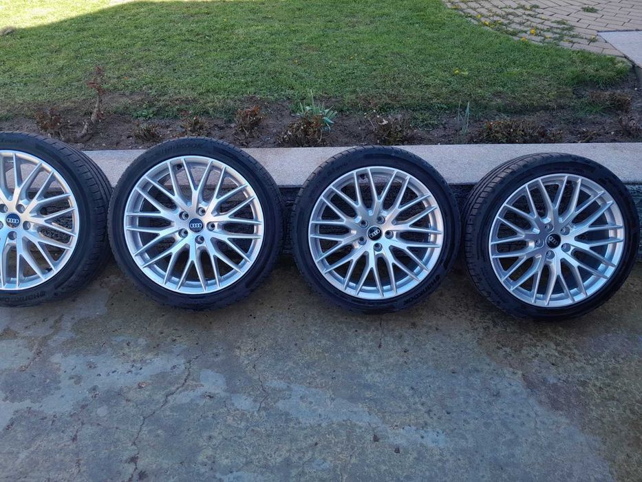 Продавам лети  джанти  с гуми за Ауди Q2 2024г. 19 цола