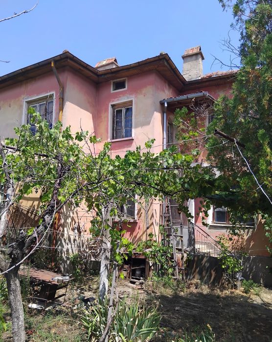 Продава къща в с.Слатино общ.Бобошево