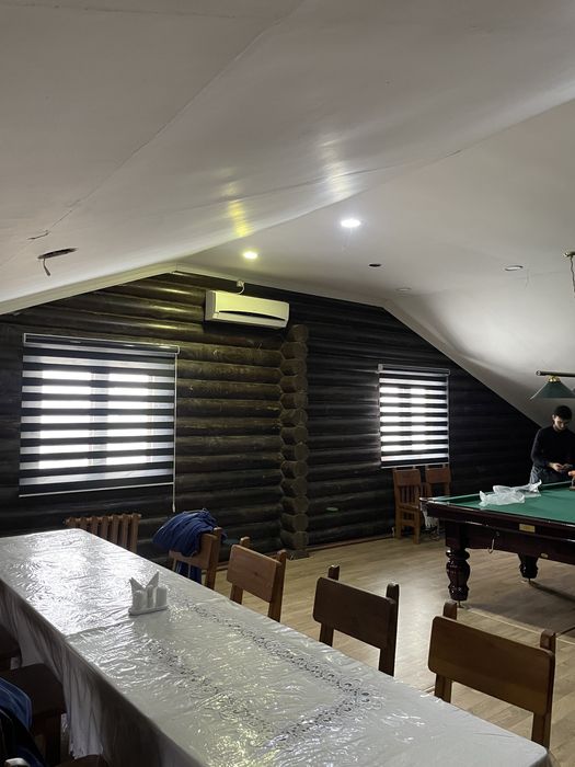 Жалюзи на окно.