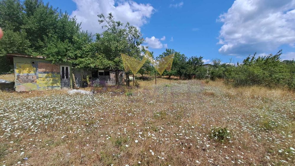 Парцел в Варна, област-с.Кичево площ 934 цена 19900