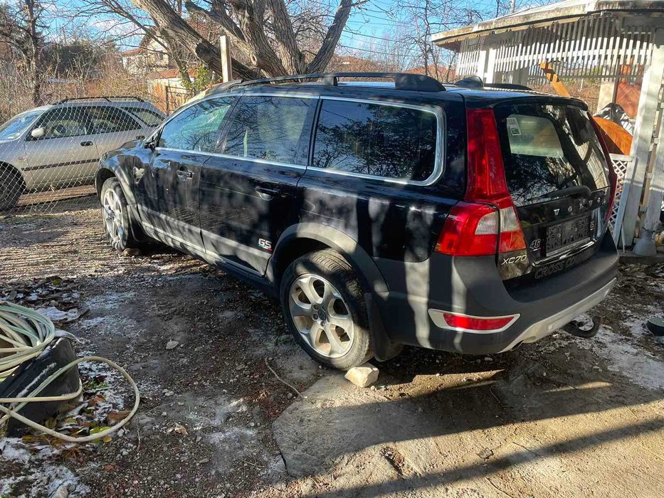 Volvo XC70 D5  2011  на части