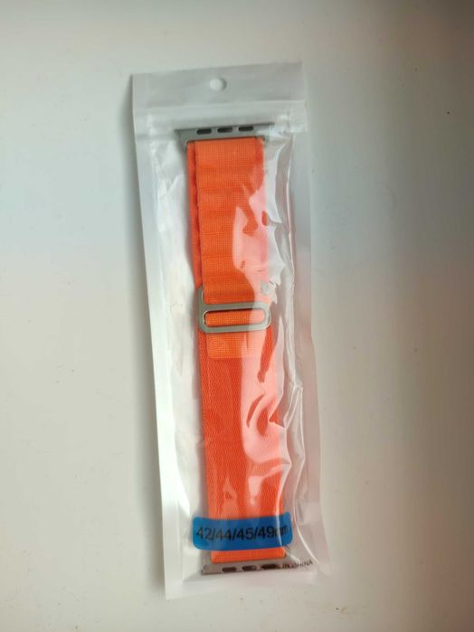 Продам новый ремешок для часов универсальный Apple watch.