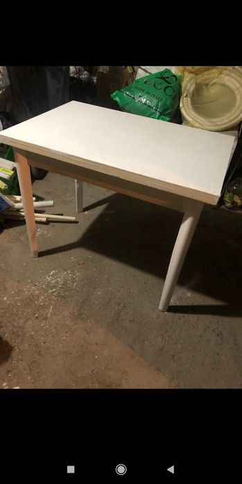 Продается кухонный стол