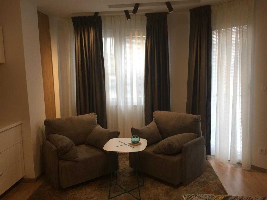 Дава се под наем Двустаен апартамент в София, Красно село - 67 кв.м за 500 € - Снимка #1