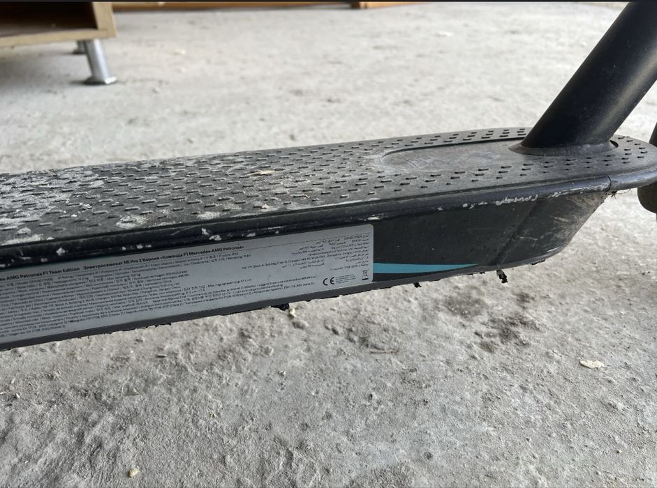 Trotineta Electrica Xiaomi Mi Pro 2 Mercedes F1 Team Edition