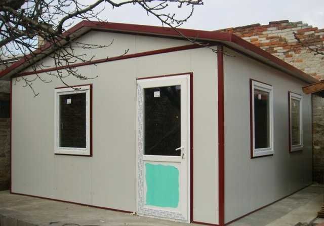 Construim Case Modulare, Garaje Auto si Containere stil birou din structura metalica si panou sandwich termoizolant la comanda