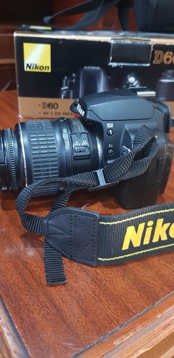 Nikon D60 18-55VR Kit