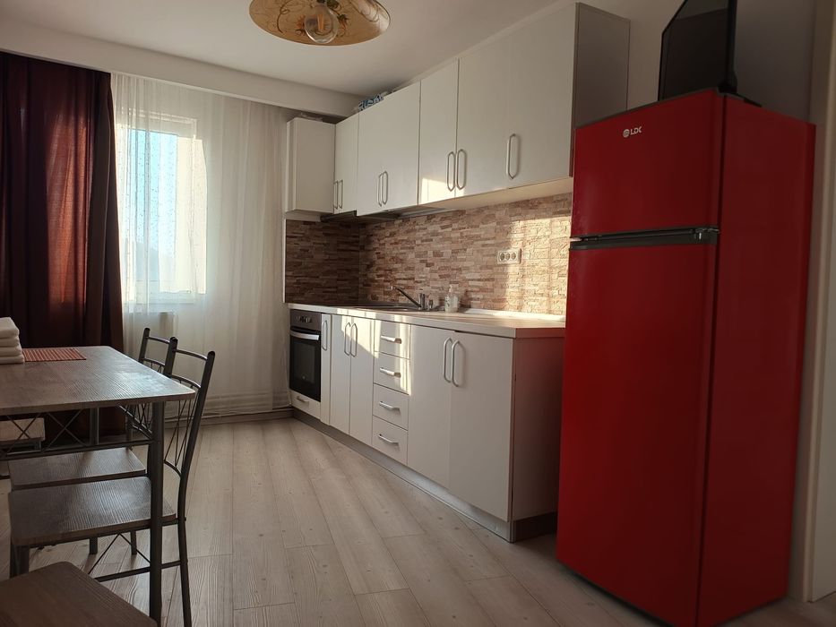 Apartament de inchiriat - 2 camere - Arad - zona bancilor / gara