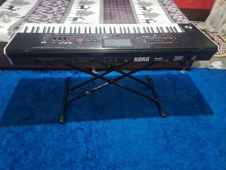 Korg pa4x pro .aproape noua
