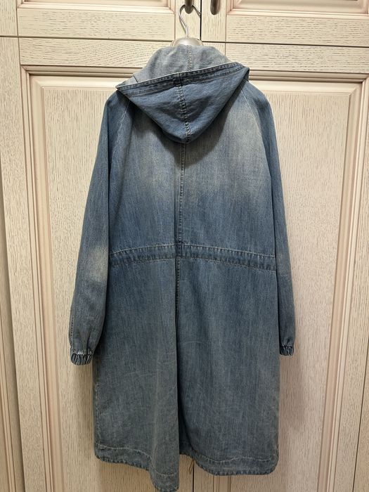 Парка из джинсы.