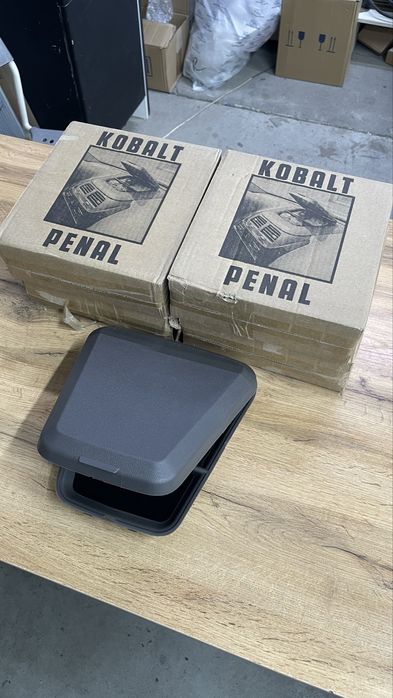 Бардачек на панель Кобальт