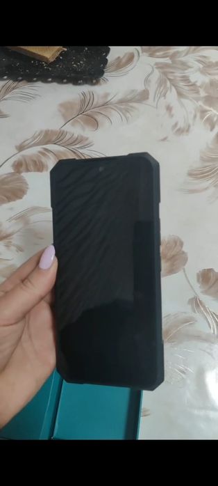 Продам смартфон  KinKong X