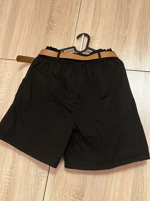 Дамски къси панталони