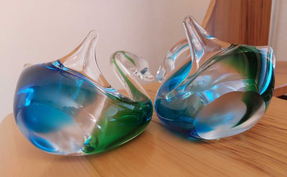 Лебеди стекло. Чехия. Сувениры фигурки статуэтки