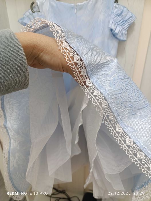 Платье нарядное для девочки размер 128