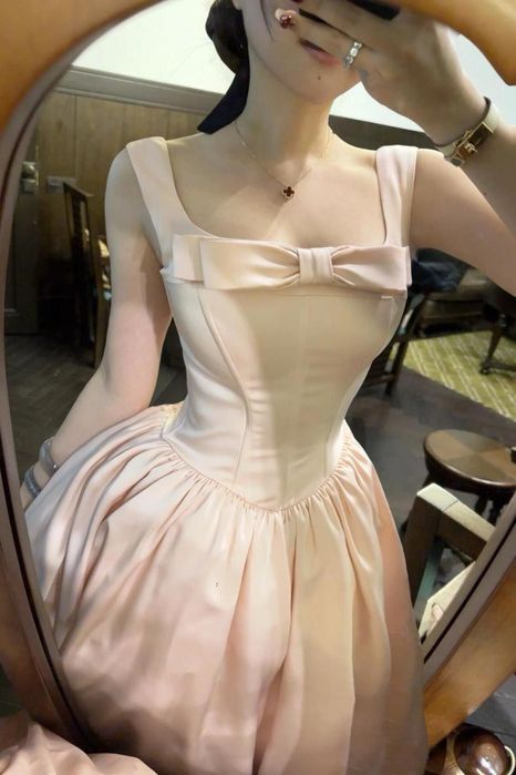 Продаю новое платье