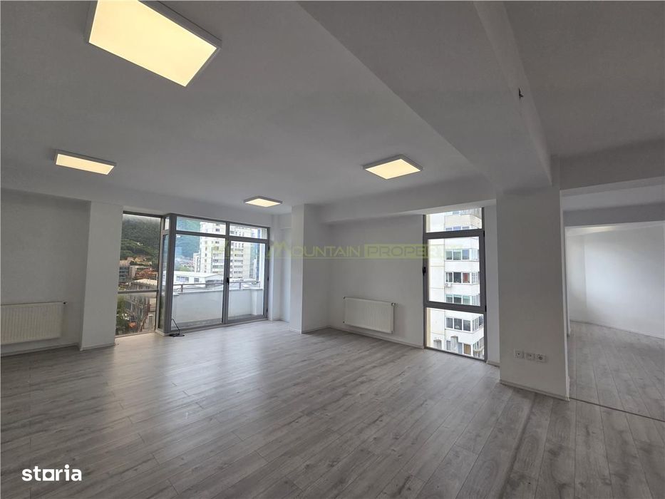 Apartament 3 camere Centrul Civic pretabil co-working hub