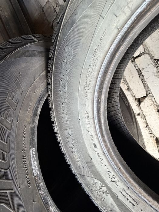 Продам Шины 185/70 r14 зима Viatti