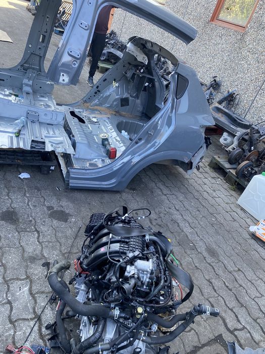 Dezmembrez sandero logan 2009-2025