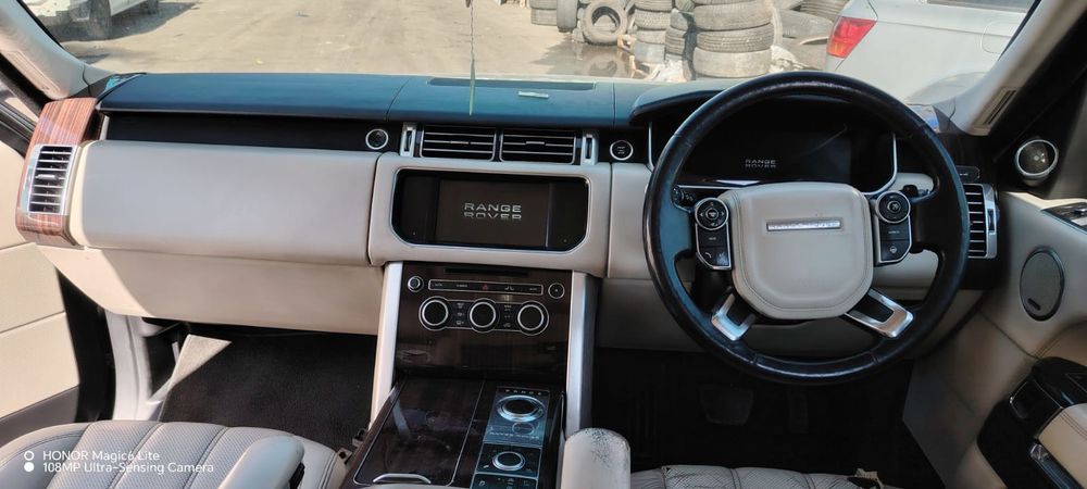 Dezmembrez Land Rover Range Rover - 4 (2012 - 2017), 3.0 tdv6, automatic, 306DT