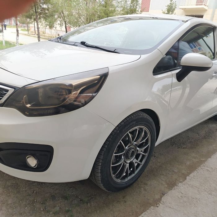 Продаётся KIA RIO