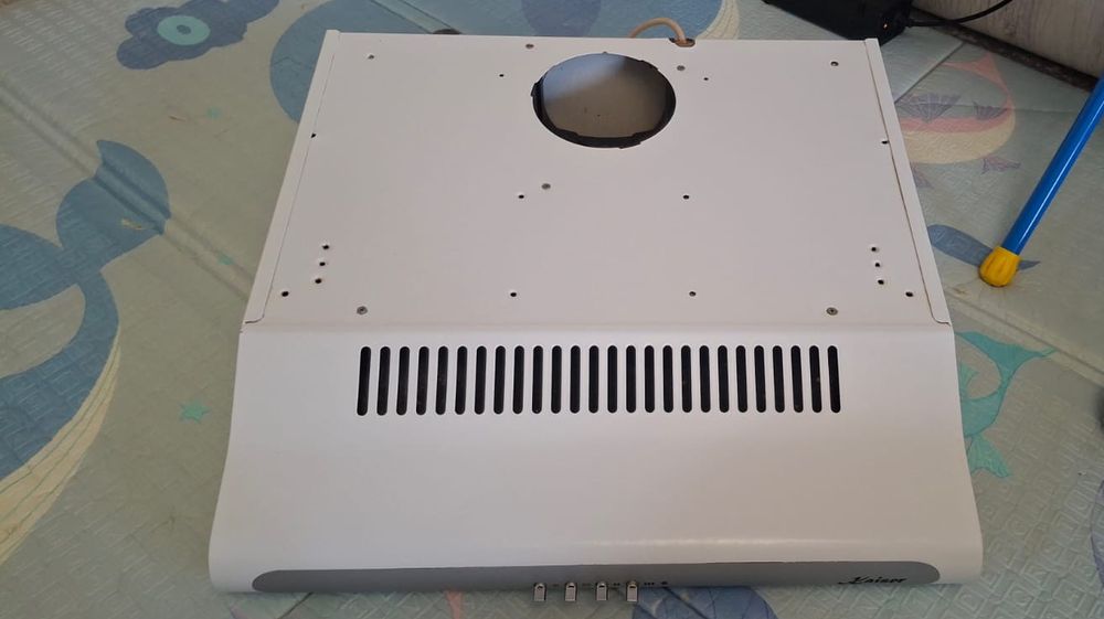 Продам вытяжку Kaizer