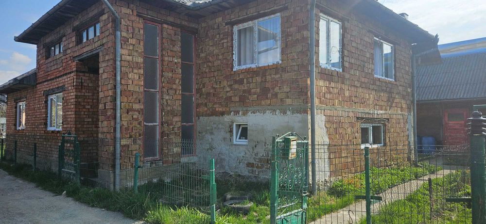 Casa de vanzare complet utilata