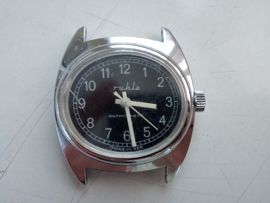 Неработещи часовници и верижки Ruhla, ВОЛНА, WOSTOK, Romano