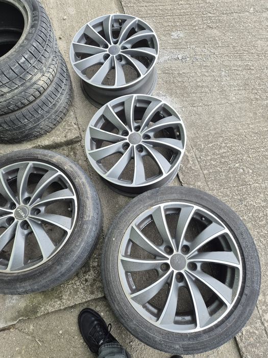 Vând jante pe 17