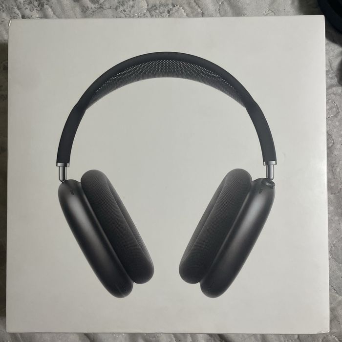 СРОЧНО продам AirPods Max
