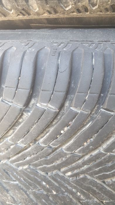 Pirelli Cinturato SF3 225/55R19