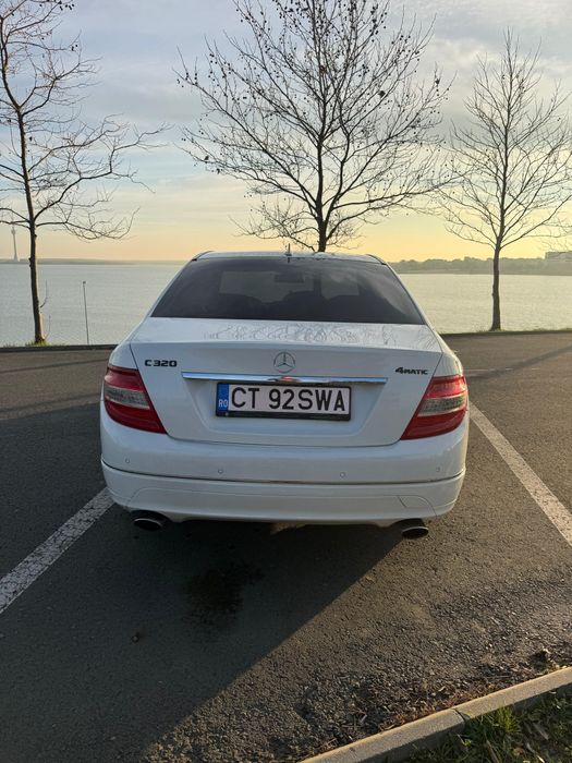 Mercedes  C320 4 Matic
