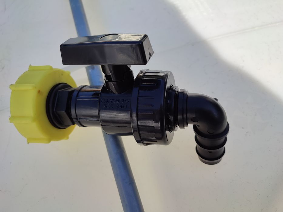 Butoi, bazin, IBC 650 litri, 600 litri, palet plastic, lemn, ca NOU!