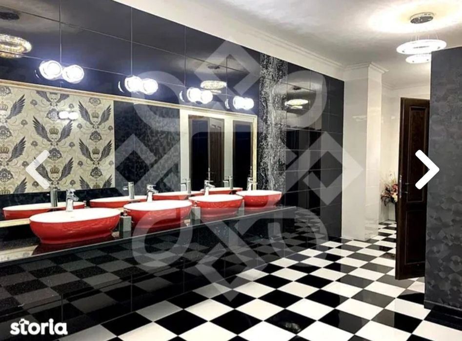 Vând hotel de 3 stele