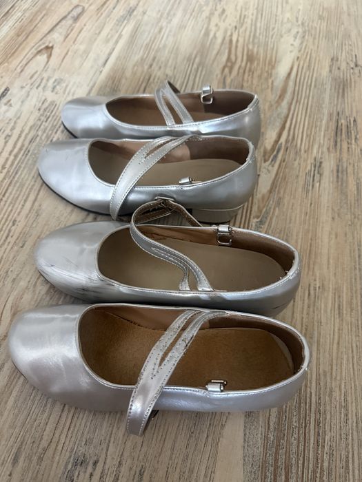 продаются туфлии